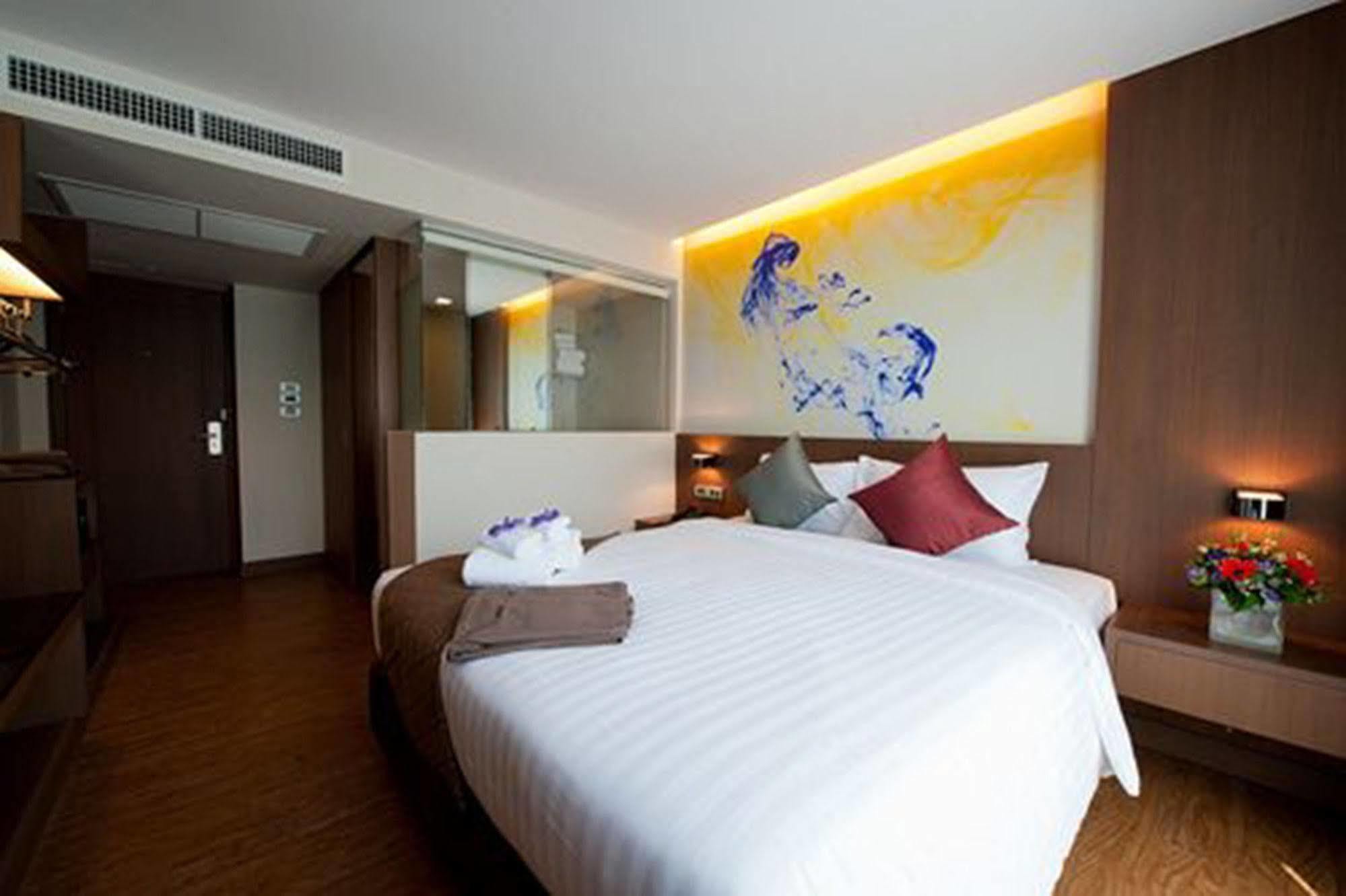41 Suite Bangkok Exterior foto